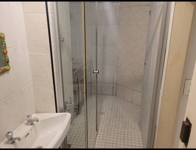 2 BEDROOM FLAT TO LET IN SHALLCROSS